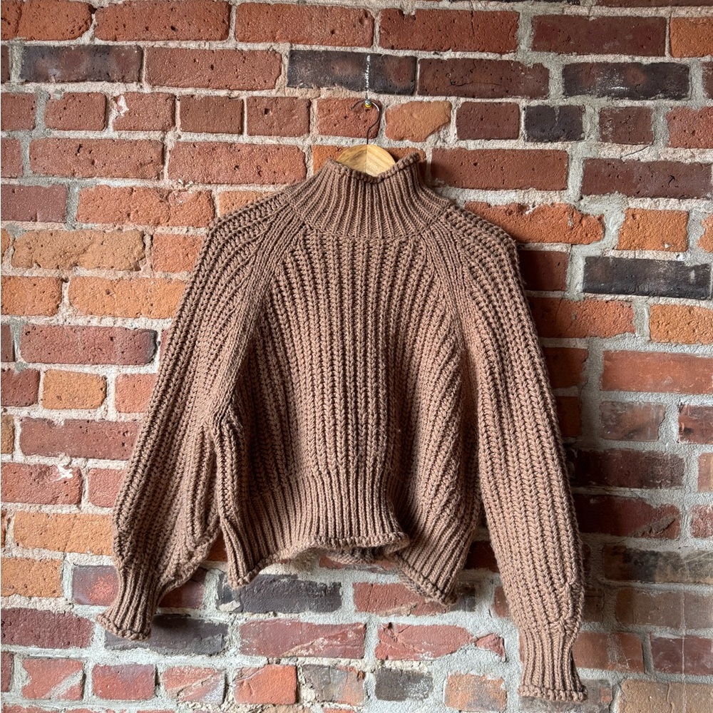 Chunky Camel Ribbed Knit Mockneck Sweater